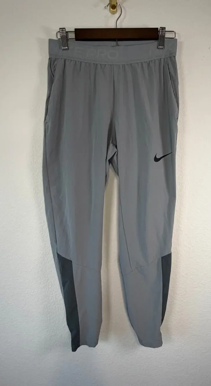 Nike Pro Men’s Dri-FIT Flex Vent Max Tapered Training Pants Particle Grey S
